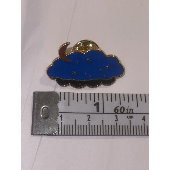 Blue Storm Rain Thunder Noon Cloud Mystical Pin Brooch - Picture 1 of 3